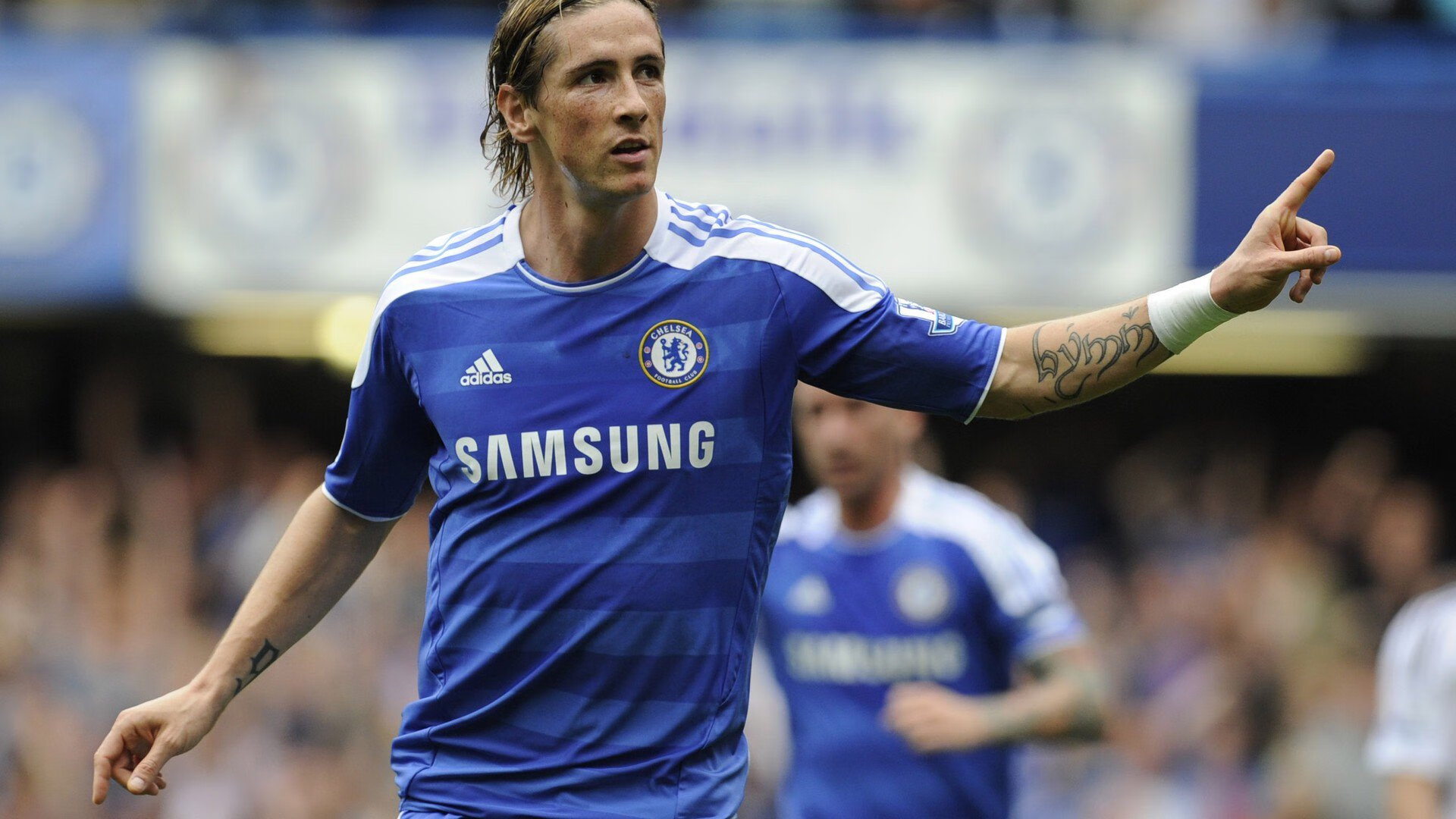 巴黎中前场渗透传递制造连续威胁,巴黎中后场